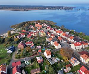 Ryglowy ratusz w Nowym Warpnie