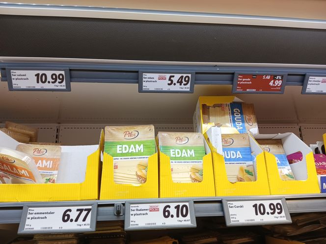 Porównaliśmy ceny w polskim i niemieckim markecie. Gdzie zarobimy tańsze zakupy na Wielkanoc? 