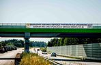 Baner zawieszony przez PRD Nowogard nad budowaną S3 został już zdjęty. Protest trwa