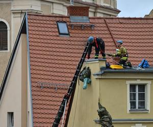 Dynamiczna sytuacja powodziowa. Rzeka Nysa Kłodzka zalała Kłodzko, 15 bm