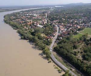 Fala kulminacyjna dociera do stolicy! Orban zapewnia, że wszystko pod kontrolą