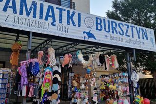 Nowy trend nad morzem! Lody i pamiątki w połowie listopada? Ta nadmorska miejscowość jest czynna cały rok