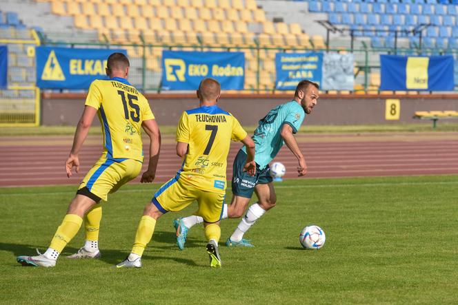 FAF Elana Toruń - Tłuchovia Tłuchowo 4:0, "Żółto-Niebiescy" wciąż na fali