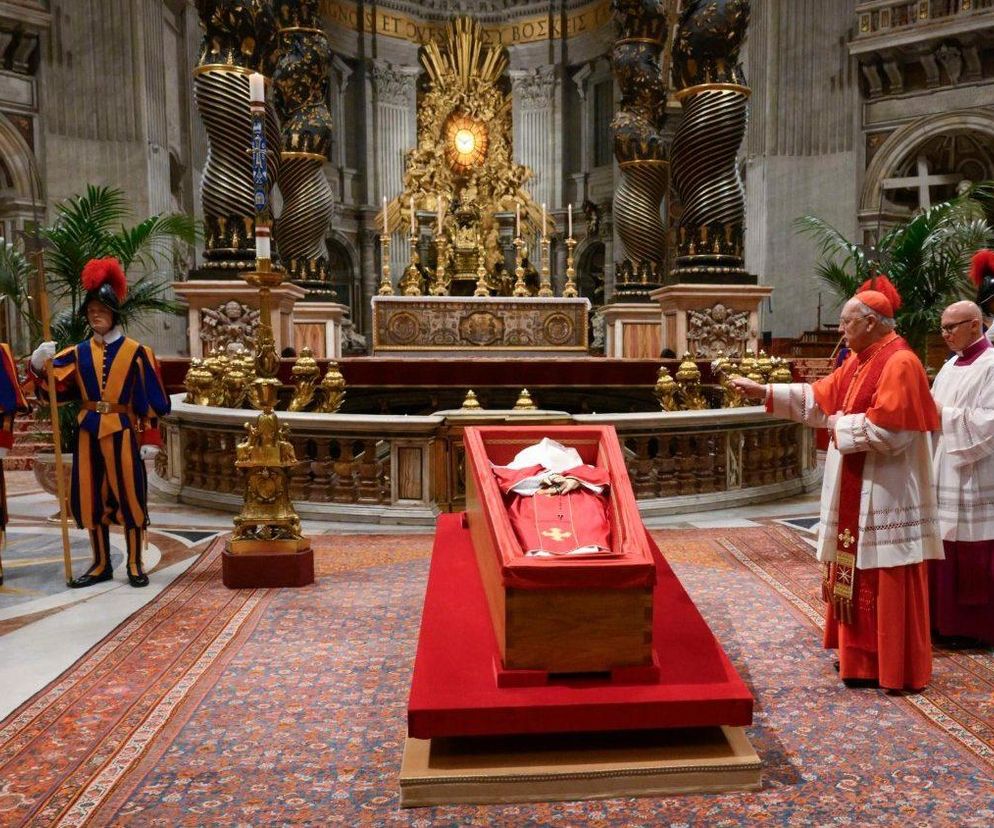 Rogito papieża Franciszka. Pełna treść rogito. Co napisano w dokumencie włożonym do grobu Franciszka?