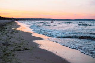 Wybierasz się nad polskie morze? Zobacz, które plaże są najczystsze i zyskały certyfikat Błękitnej Flagi