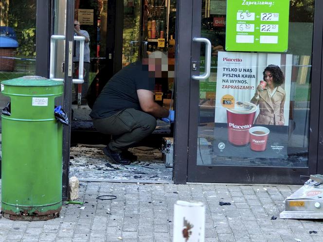 Złodzieje wysadzili bankomat w Kołobrzegu