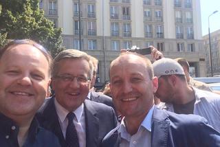 naswza piosenka jest bardzo krótka: wódka i jeszcze raz wódka