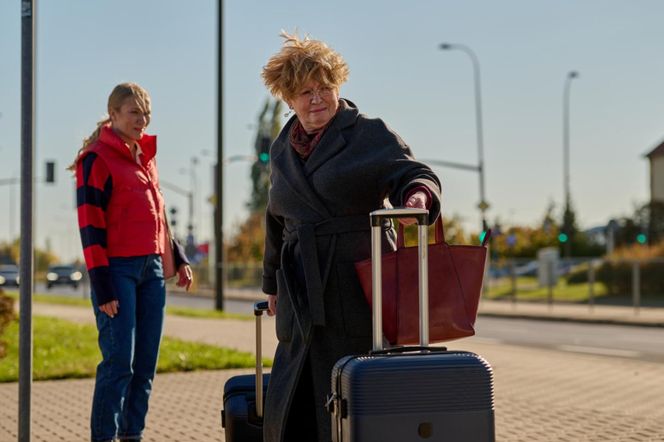 Na Wspólnej odc. 3966. Łucja Agier (Magdalena Kaczmarek), profesor Agier (Małgorzata Knothe)