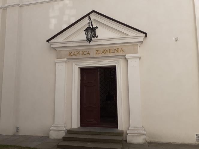 Wycieczka krajoznawcza Muzeum Regionalnego w Siedlcach śladem upamiętnień wojny polsko-bolszewickiej z 1920 roku