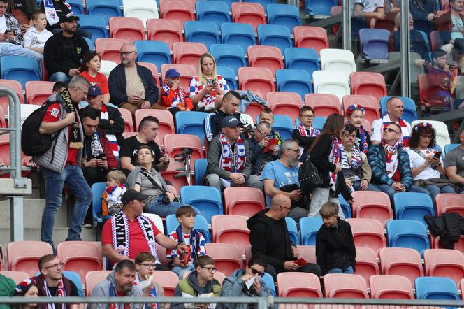 Górnik Zabrze - ŁKS Łódź - kibice na stadionie dopisali ZDJĘCIA