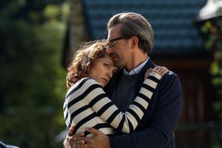 	Na dobre i na złe odc. 906. Julka Burska (Aleksandra Hamkało), Artur Bart (Piotr Głowacki)