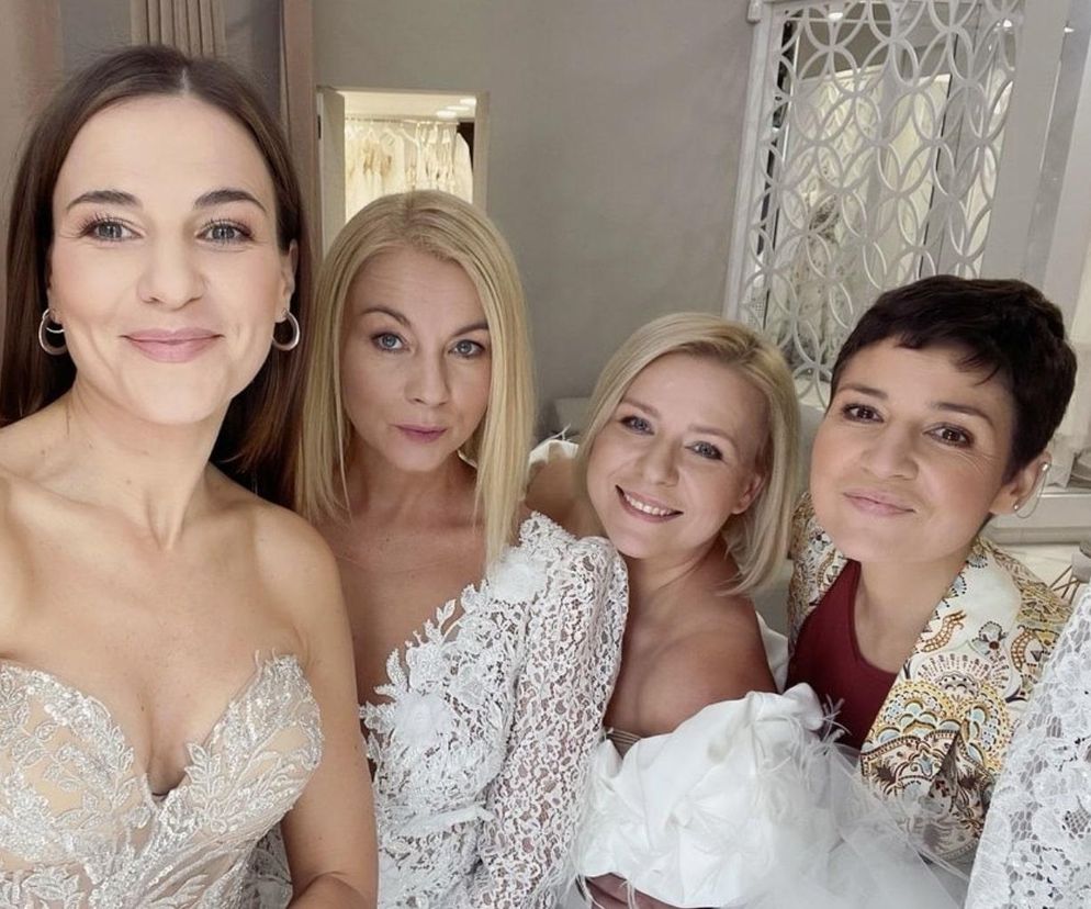 Pierwsza miłość. Podwójny ślub w Wadlewie? Bartek i Emilka wreszcie się pobiorą! Nie tylko oni? - ZDJĘCIA