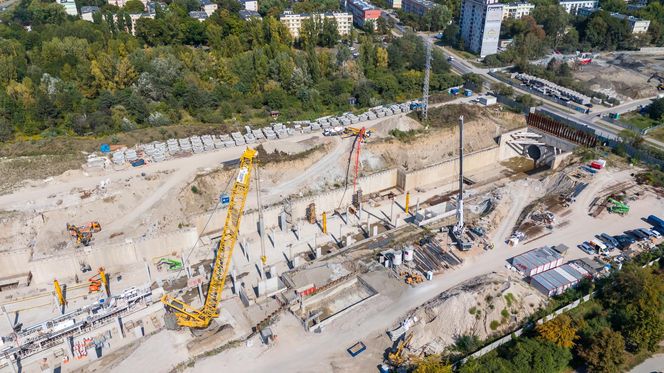 To miejsce, gdzie tunel drąży tarcza Faustyna. 