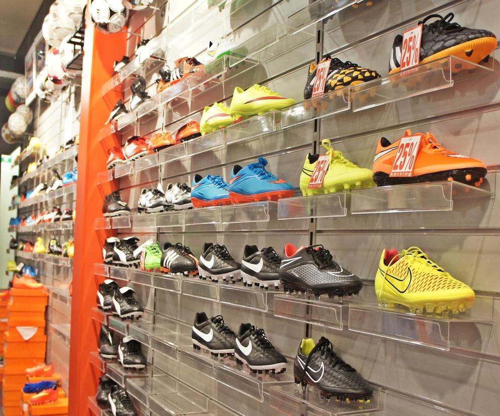 Bankructwo marki obuwia sportowego i odzieży. Sieć szuka inwestora