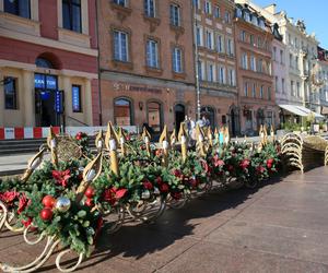 Warszawa rozwiesza świąteczną iluminację mimo wysokich cen prądu. Rafał Trzaskowski odpowiada