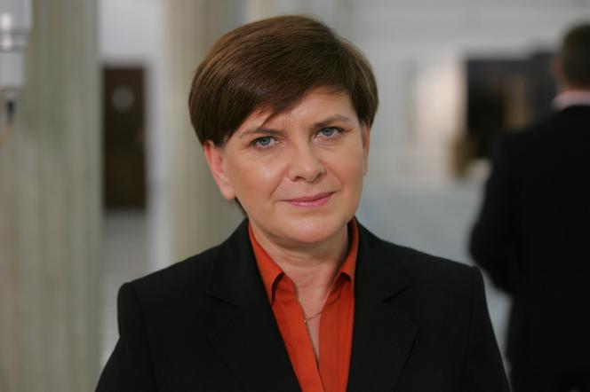 Beata Szydło 10 lat temu