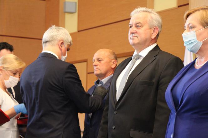 Podlaskie. Prezydent RP Andrzej Duda przyznał państwowe odznaczenia samorządowcom