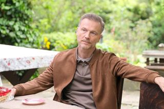 M jak miłość, odcinek 1912: Klientka Budzyńskiego jawnie go podrywa! Czy Andrzej jej ulegnie?