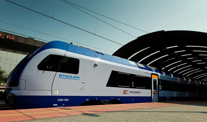 Rok FLIRTów w barwach PKP Intercity