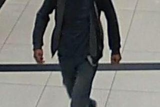 Kobieta skrzywdzona na terenie galerii w Gdańsku. Policja szuka tego mężczyzny