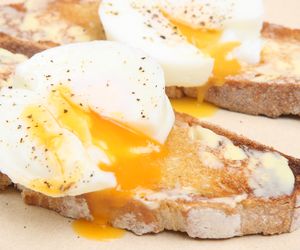 Jajka bez skorupek: jak ugotować? Sposoby gotowania jajek