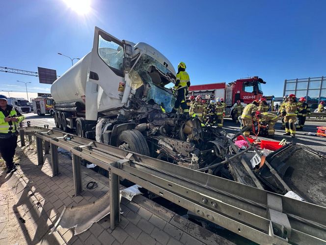 Na trasie S2 w rejonie Ursusa doszło do poważnego wypadku