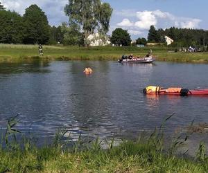 Tragedia pod Siedlcami. Maciek przyjechał pomóc rodzinie, nie żyje. Młody mężczyzna utonął w stawie