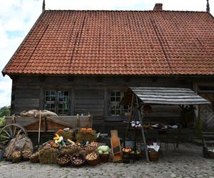 Smaki jesieni w skansenie. Zobacz, co działo się na imprezie w Olsztynku [ZDJĘCIA]