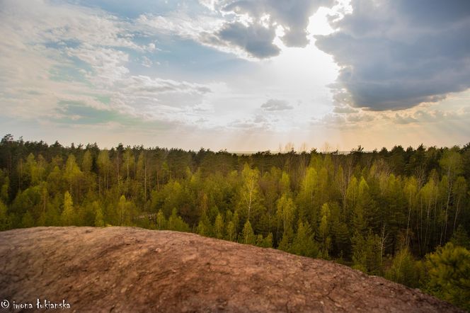 Czarniecka Góra - klimatyczna wieś w Świętokrzyskiem