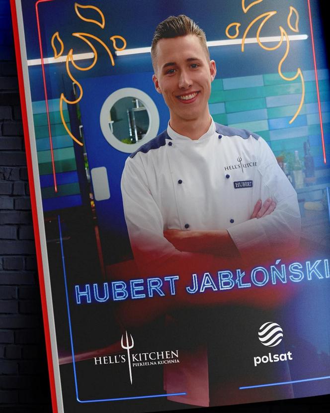  Hubert Jabłoński z czarną bluzą Hell's Kitchen. Kim jest łodzianin?