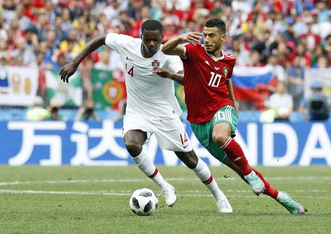 Joao Mario i Mbark Boussoufa