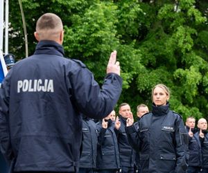 Policjantki i policjanci złożyli ślubowanie. 126 funkcjonariuszy zasiliło śląski garnizon