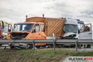 Wypadek na trasie S8 pod Oleśnicą