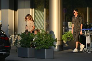 Przylot Lewandowskich do Polski. Żona piłkarza stawi się w sądzie