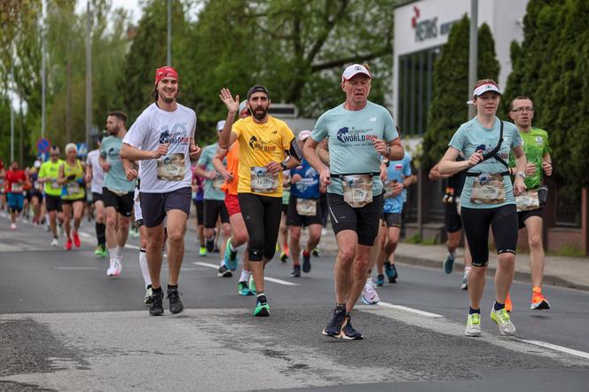 Wings for Life 2023. Tysiące biegaczy na ulicach Poznania