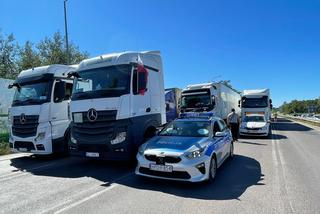 Protest przewoźników na przejściu w Dorohusku. „Jesteśmy zdesperowani” [GALERIA]