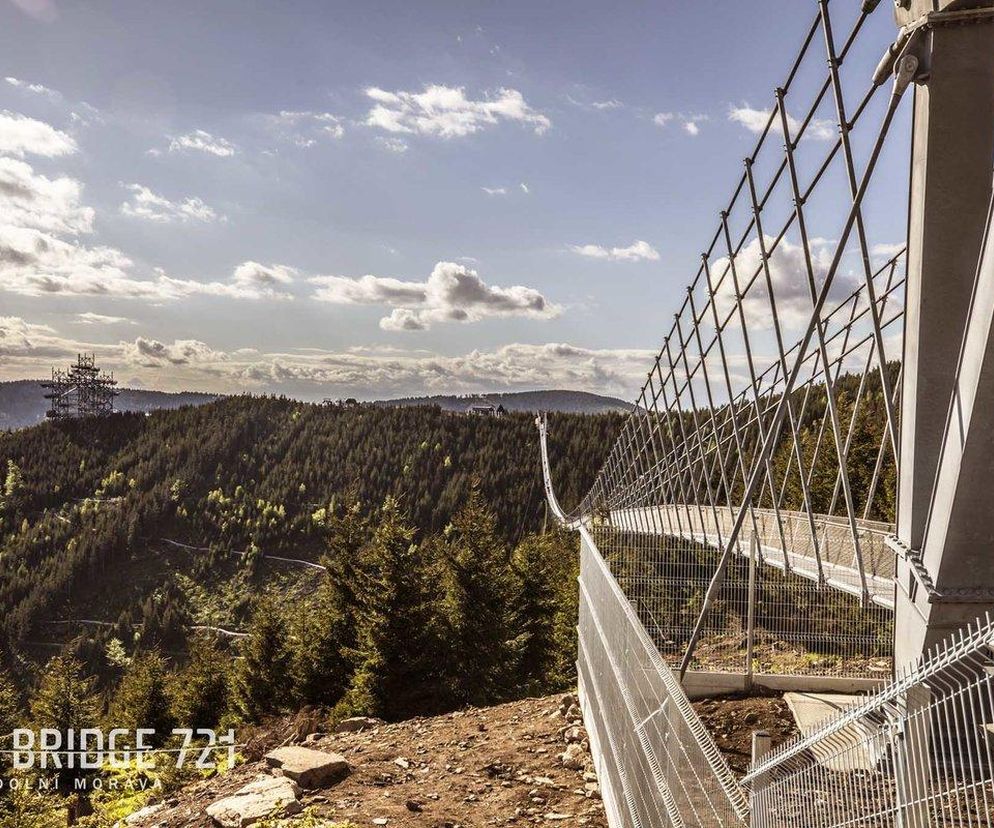 Sky Bridge 721 budowano 2 lata