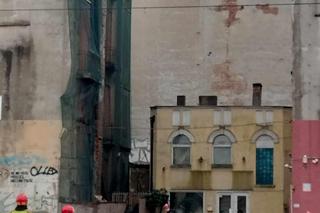 Katastrofa budowlana w Łodzi. Runęła ściana kamienicy przy ul. Narutowicza