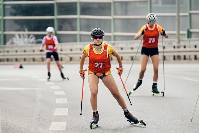 W pierwszym dniu zawodów o Puchar Polski w biegach na nartorolkach Marwe Cup zawodnicy wzięli udział w sprincie techniką dowolną