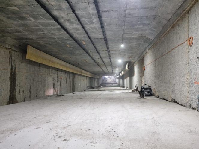 Tunel pod Zielonkami przebity