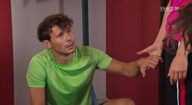 Barwy szczęścia, odcinek 1980. Celina (Orina Krajewska), Franek (Mateusz Banasiuk)