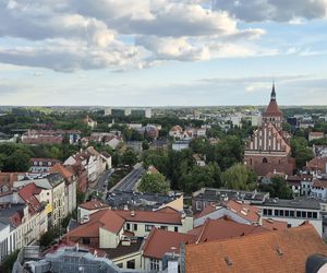 Olsztyn z lotu ptaka. Tak wygląda miasto z wieży ratuszowej