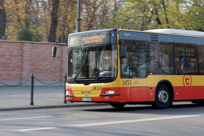 Tego na pewno nie wiedzieliście o komunikacji miejskiej w Warszawie! Najdłuższa linia autobusowa ma blisko 40 km