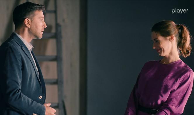 BrzydUla 2 odc. 75. Marek (Filip Bobek), Ula (Julia Kamińska)