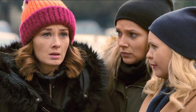 Przyjaciółki 11 sezon odcinek 129. Zuza (Anita Sokołowska), Anka (Magdalena Stużyńska), Patrycja (Joanna Liszowska)