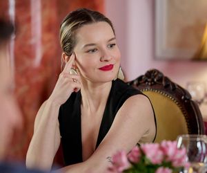 Na Wspólnej odc 4044. Tadeusz (Jakub Pruski), Kasia (Julia Chatys)