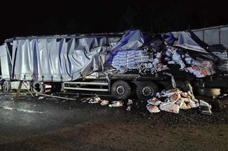 ​Dwa tiry zderzyły się na ekspresowej 5 niedaleko Rawicza