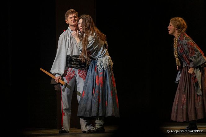 Marta Nawrocka w Operze Lubelskiej. Klasa, uśmiech i piękny gest