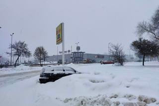 Potężny atak zimy w Małopolsce. Śnieg sypie bez przerwy