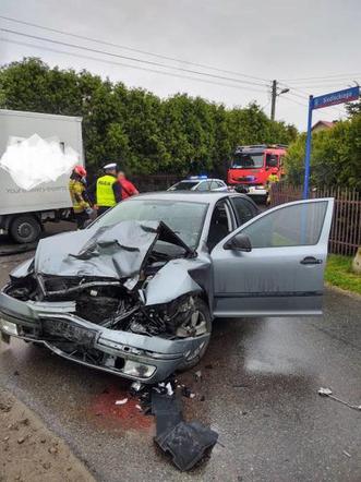 Nowy Sącz. Zderzenie dostawczaka z osobówką na ulicy Prusa